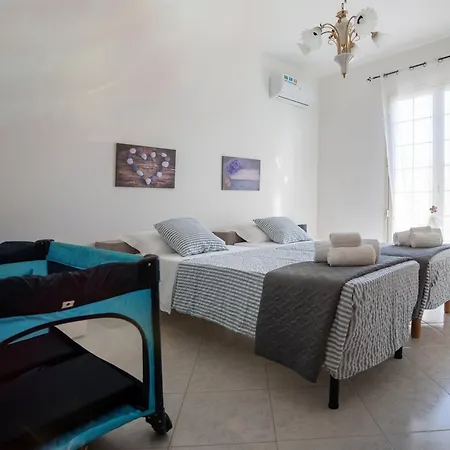 La Casa Di Nina E Toru Holiday home