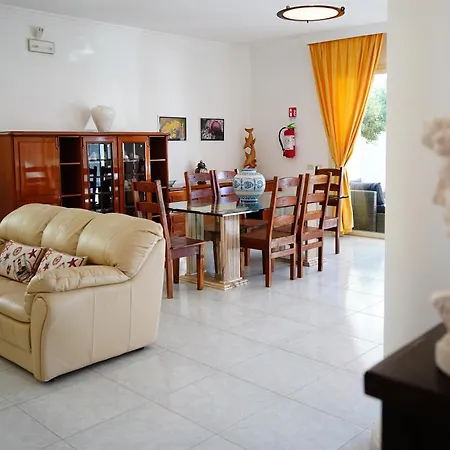 La Casa Di Nina E Toru * Mazara del Vallo